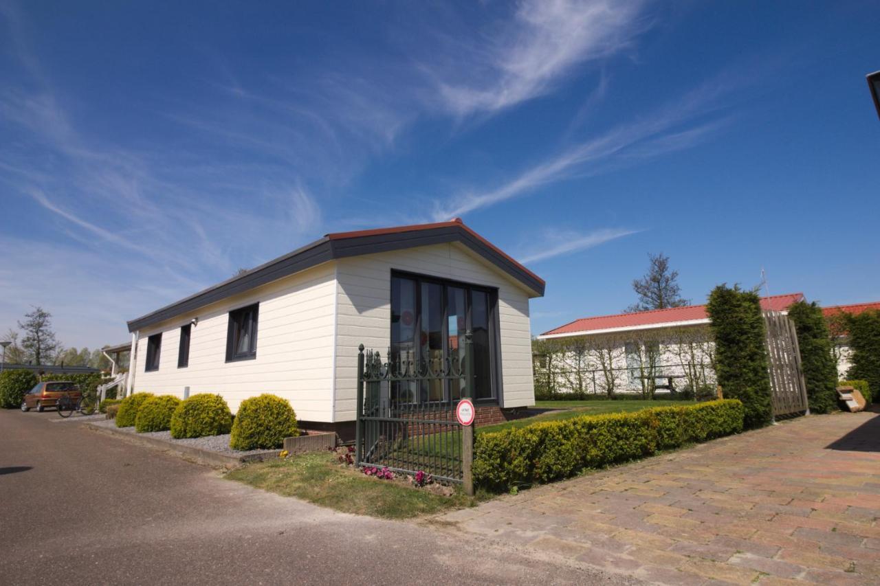 Chaletparc Krabbenkreek Zeeland - Chalet 130 Sint Annaland Zewnętrze zdjęcie