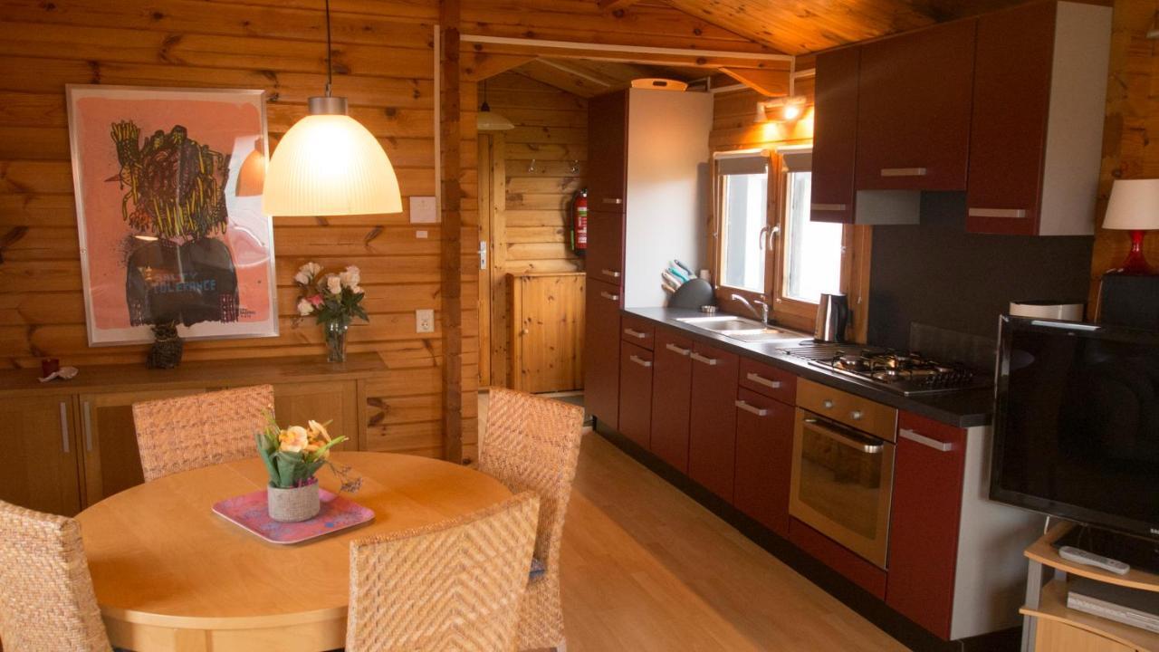 Chaletparc Krabbenkreek Zeeland - Chalet 130 Sint Annaland Zewnętrze zdjęcie